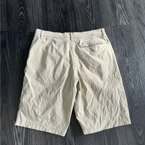 🍍EDDIE BAUER NYLON SPANDEX SHORTS🍍POCKETS🍍SZ 34